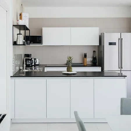 Lonely Place Vinisce