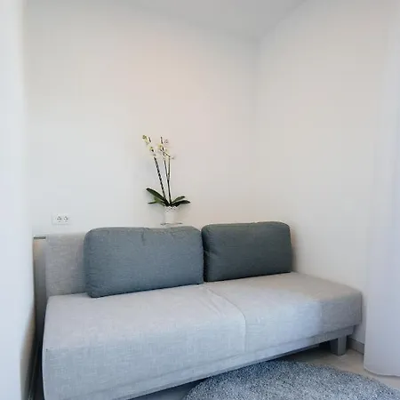 Lonely Place * Vinišće