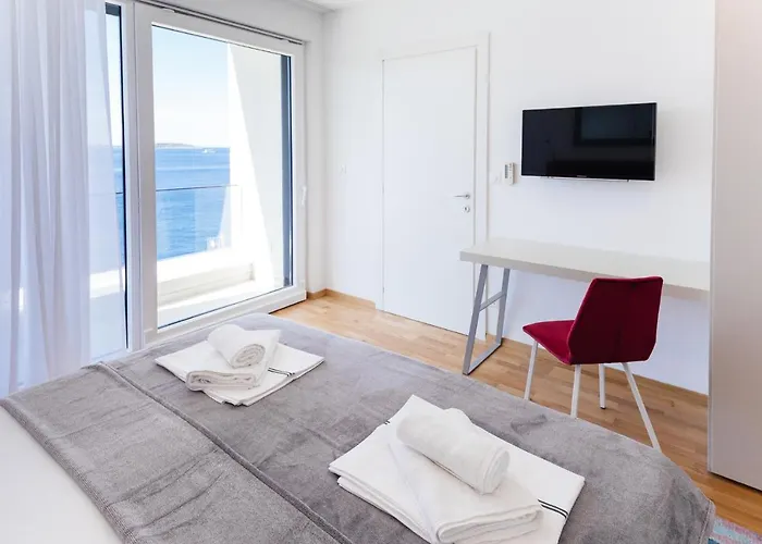 Lonely Place * Vinišće